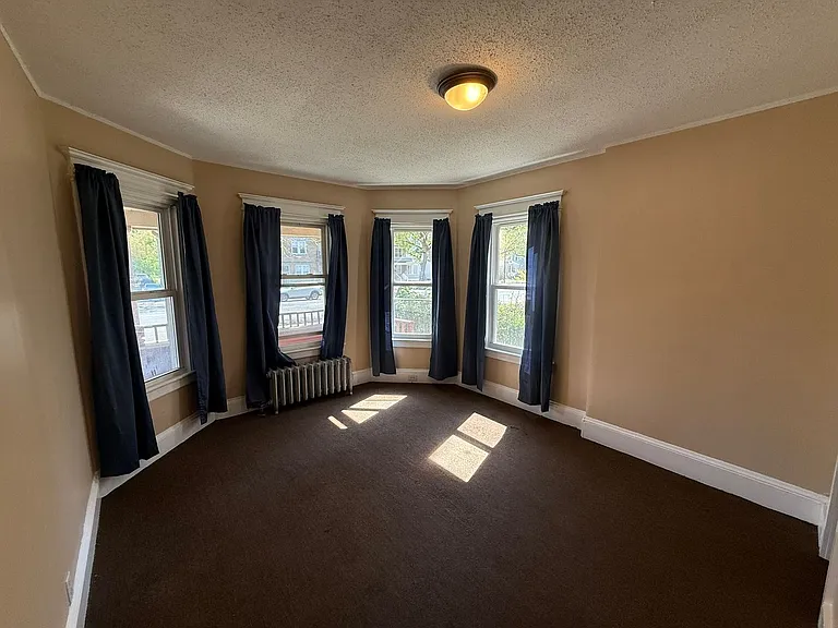 432 Sumner Ave — Photo 13