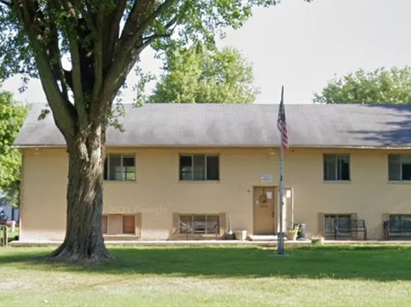 25 Mark Dr, New Carlisle, OH 45344