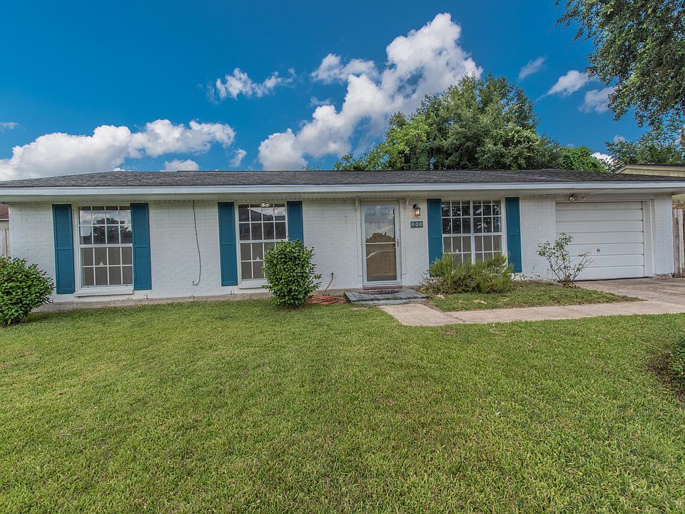 1st image of 600 Plaza Village Dr