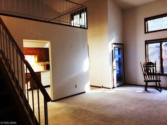 3rd image of 2353 Springside Dr E