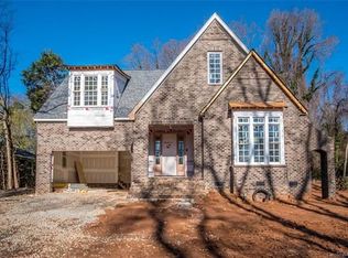 428 Westbury Rd, Charlotte, NC 28211