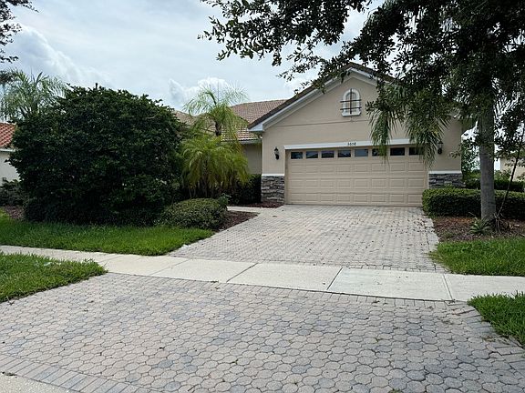 2nd image of 3608 Valleyview Dr
