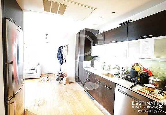 3rd image of 639 4th Ave APT 7A