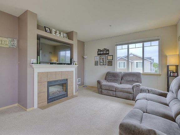 2nd image of 1119 59th St SE Unit C-2