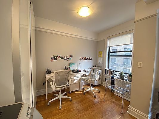 4th image of 900 W End Ave APT 6B