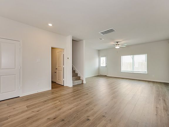4th image of 9829 Teton Vista Dr