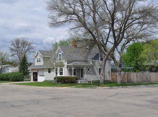 603 2nd Ave NW, Jamestown, ND 58401