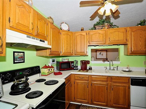 4th image of 7130 Eagle Cove North Dr