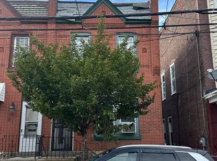 83 E Seymour St, Philadelphia, PA 19144