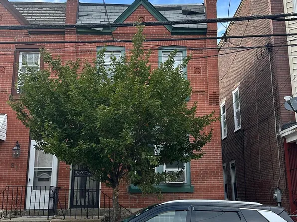 83 E Seymour St, Philadelphia, PA 19144