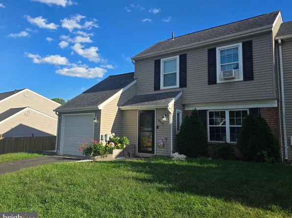 6691 Pickwick Ct, Bensalem, PA 19020