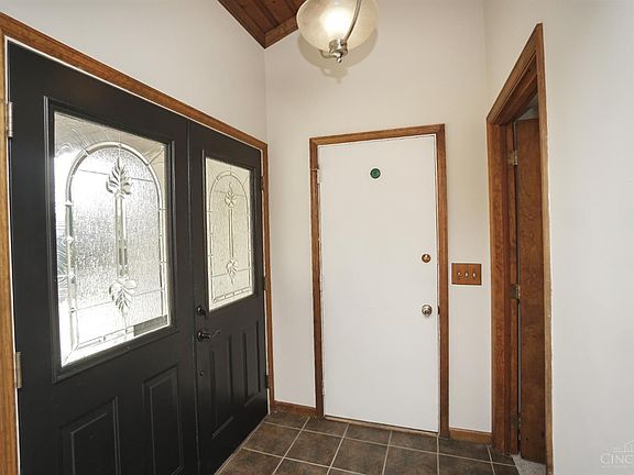4th image of 5395 Oakbrook Dr