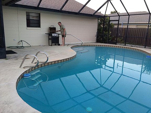 3rd image of 47 N Sea Island Dr