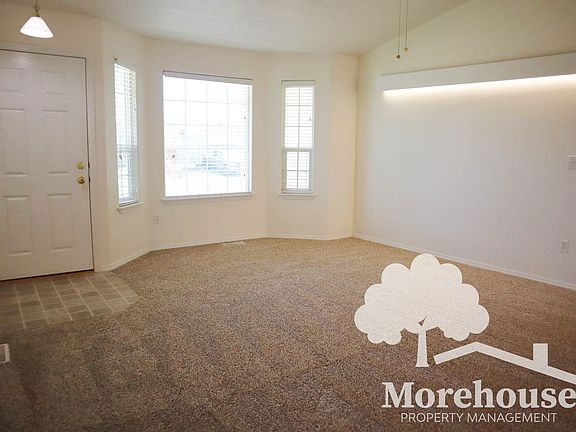 3rd image of 3919 Groveton St