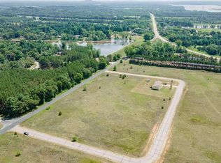 8 13th Dr, Wisconsin Dells, WI 53965