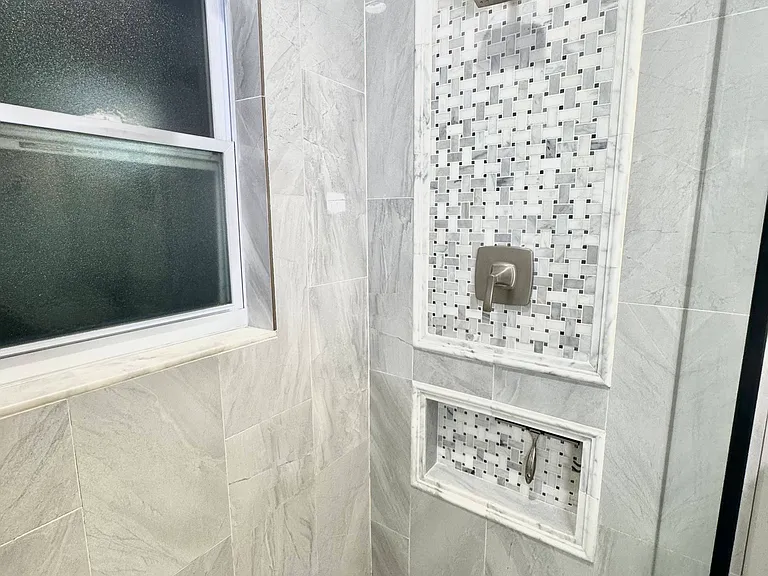 309 Madeira Ave — Photo 12