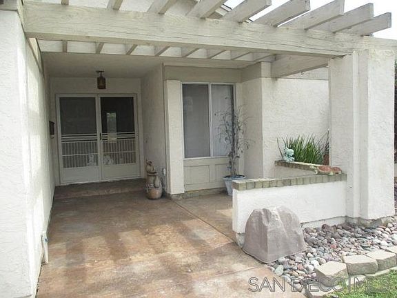 2nd image of 1643 Palomar Dr