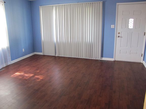 2nd image of 5910 Milan Ct
