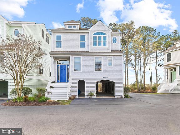 5th image of 32570 Heron Cir #9