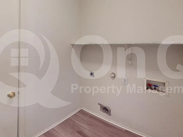 603 Ambarella St — Photo 22