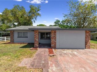 107 Davis St, Auburndale, FL 33823
