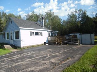 4955 12th Rd, Escanaba, MI 49829