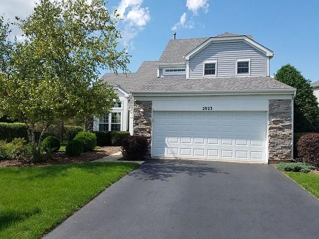 1st image of 2923 Deerpath Ln