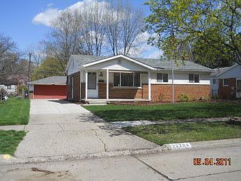 1st image of 32284 Meadowbrook St