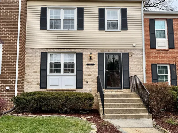 11712 Briary Branch Ct, Reston, VA 20191