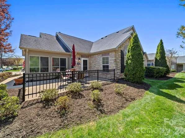 5224 Polo Gate Blvd, Charlotte, NC 28216