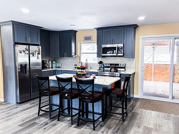 4th image of 16 John Gray Road