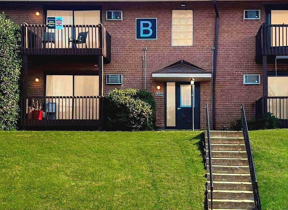 2nd image of 1016 W Baltimore Pike APT B5