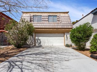 908 Vegas Valley Dr, Las Vegas, NV 89109