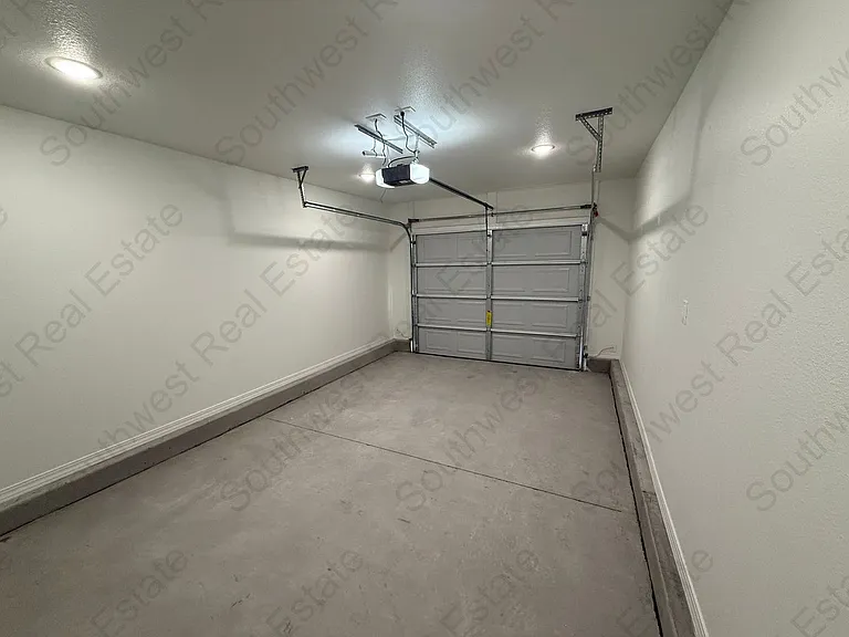 2117 Bobwhite Ct. — Photo 8
