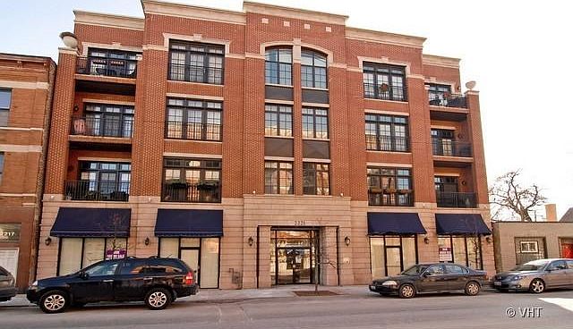 1st image of 2221 W Belmont St #304