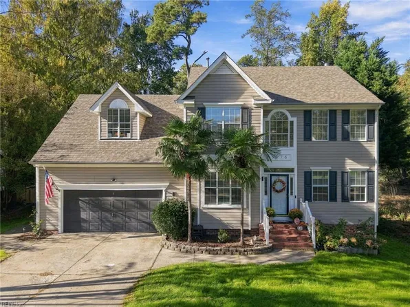 6776 Burbage Lake Cir, Suffolk, VA 23435
