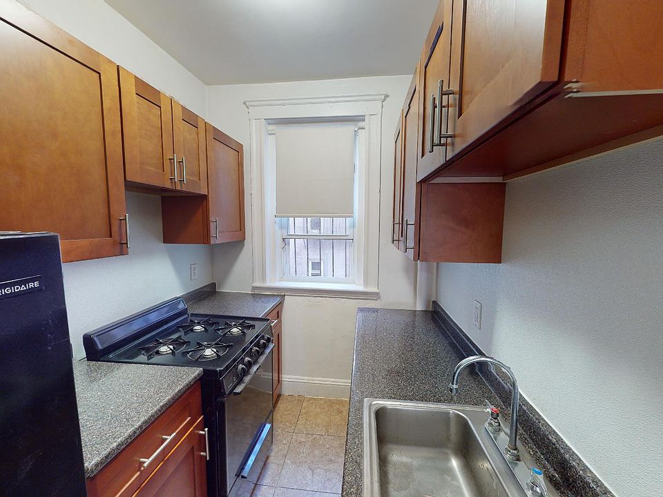 1st image of 1179 Boylston St APT 18