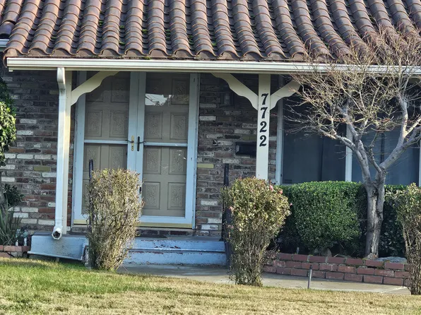 7722 Woodside Dr, Stockton, CA 95207
