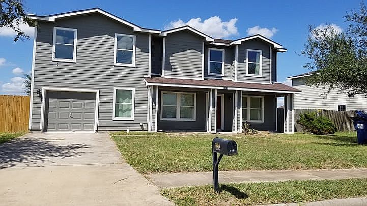 2nd image of 3804 Cenizo St