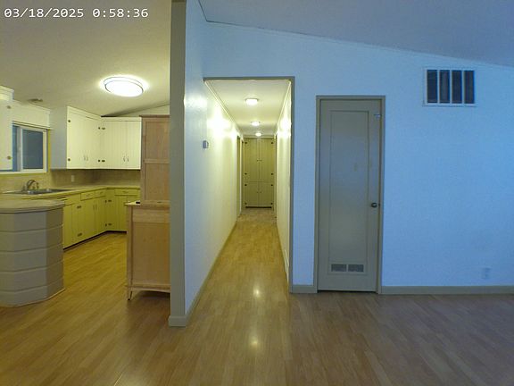 3rd image of 6225 SE Alder Pl
