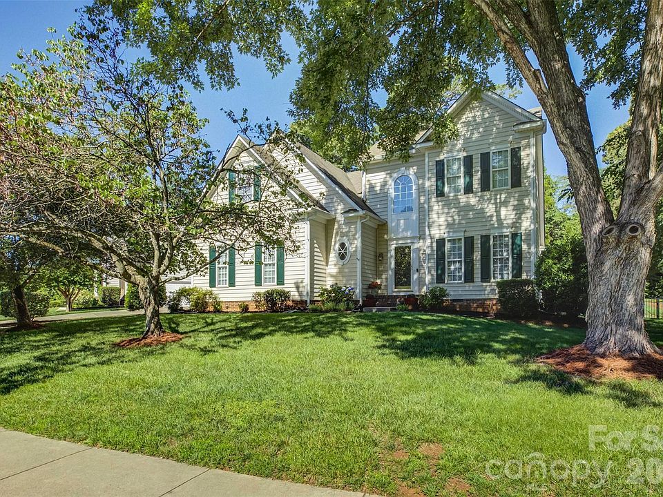 1st image of 11611 Knightsdale Dr
