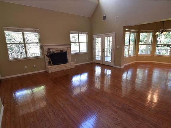 5th image of 507 Duck Lake Dr