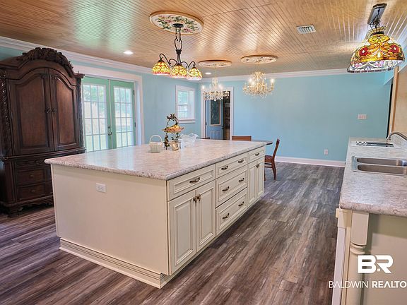 5th image of 13130 Serena Cir E