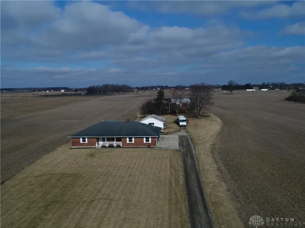 13185 Westbrook Rd, Brookville, OH 45309