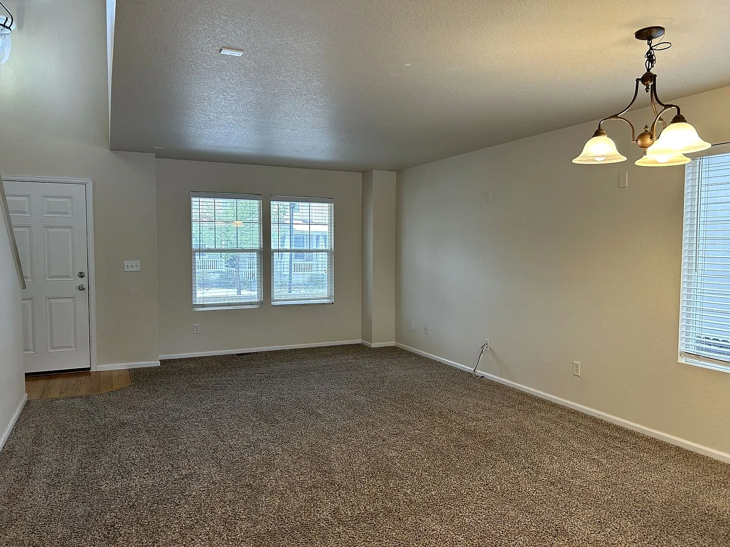 $200 Off First Month! Spacious 3-Bedroom Home with Fenced Yard Available Now — Photo 2