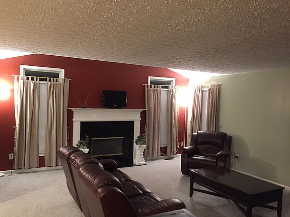2nd image of 160 Seatrain Dr