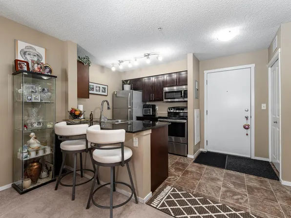 5370 Chappelle Rd SW #111, Edmonton, AB T6W 3L5