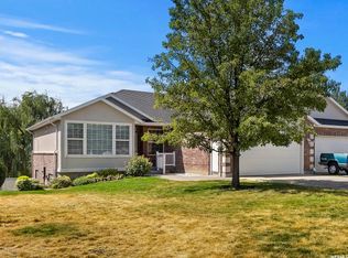 1127 Spring Creek Dr, Layton, UT 84041
