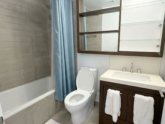 4th image of 225 Rector Pl APT 6B