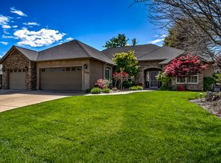 3169 Goulant Ln, Redding, CA 96002